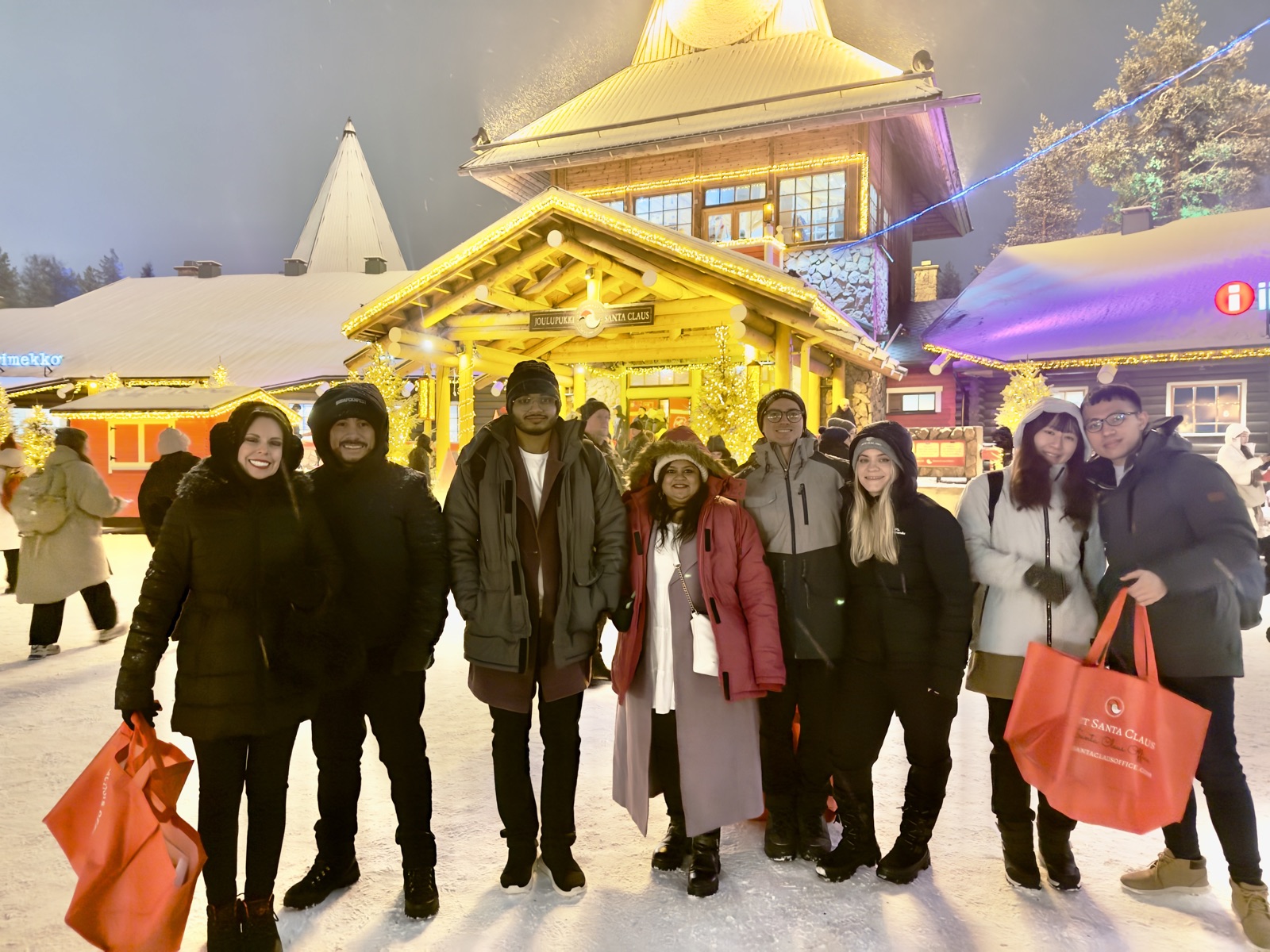 Northern Lights tour experience in Finnish Lapland — traveller photo 109