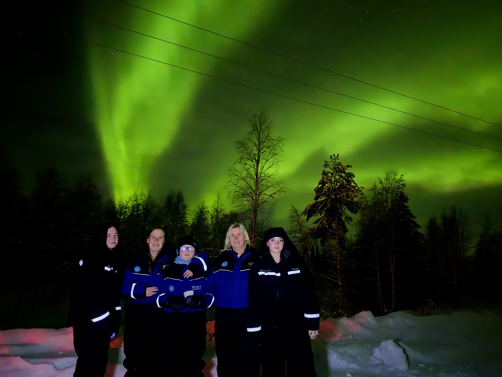 Northern Lights tour experience in Finnish Lapland — traveller photo 145